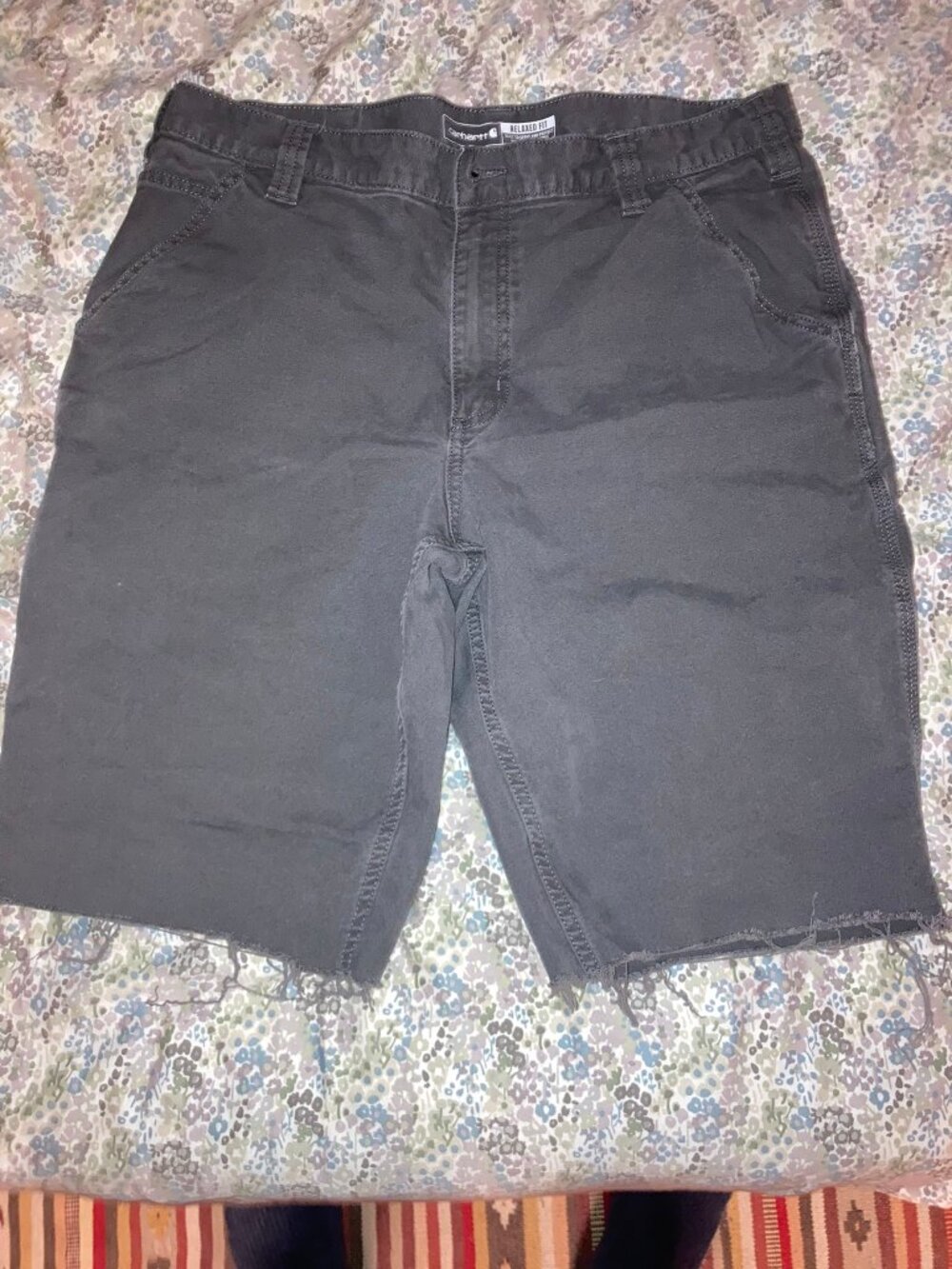 Carhartt Rugged Flex Relaxed Fit Gray Cut Off Work Shorts Size 36x30 Raw Hem